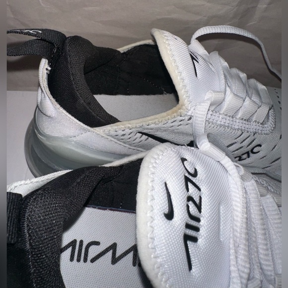 Nike Air Max 270 Women’s 6.5 White/ Black Running Shoes AH6789-100 - Picture 6 of 16